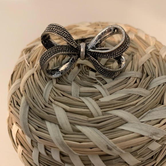 Vintage Bow ring - Picture 5 of 5